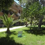 Aleria Belport Hotel 2*