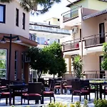 Hotel Aleria Belport