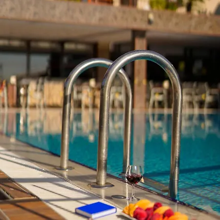 Hotel Aleria Belport 2*