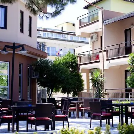 Hotel Aleria Belport