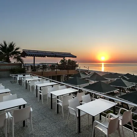 Hotel Aleria Belport