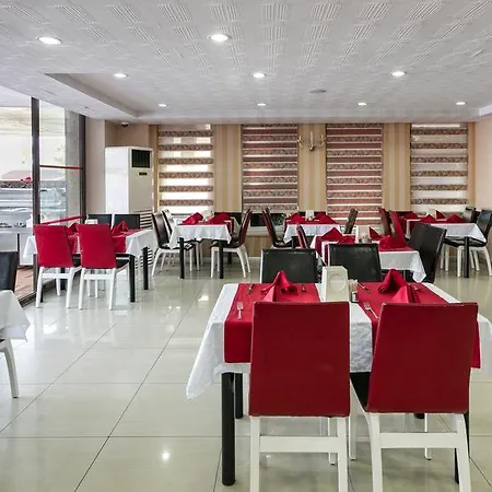 Hotel Aleria Belport